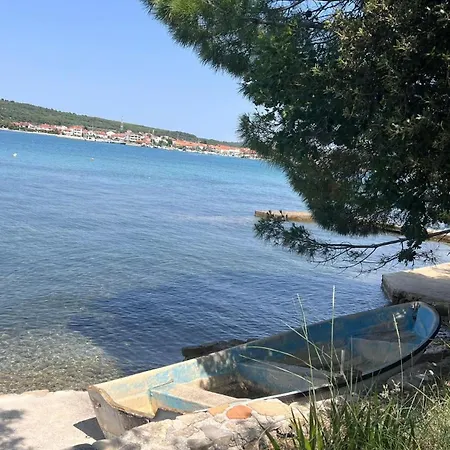 Mia 3, Camp Limoni 别墅 Sukošan