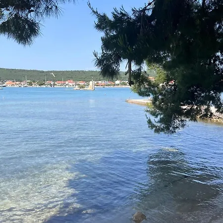 וילה Mia 3, Camp Limoni *