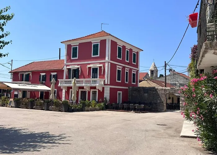 Mia 3, Camp Limoni Villa Sukošan