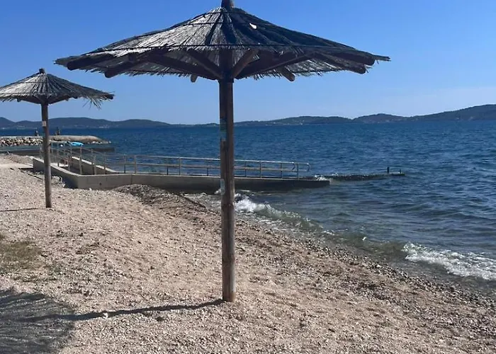 Vila Mia 3, Camp Limoni Sukošan