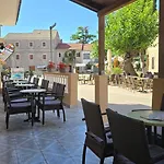 Mia 3, Camp Limoni Villa Sukošan