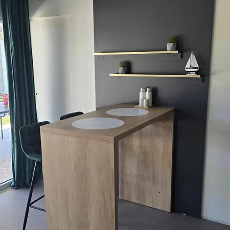 Villa Mia 3, Camp Limoni