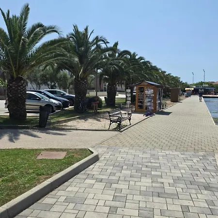 Mia 3, Camp Limoni Sukošan