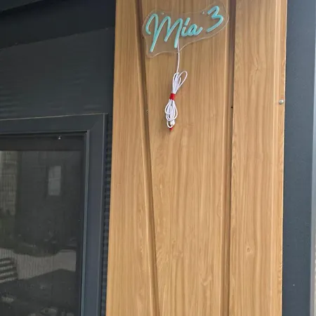 Mia 3, Camp Limoni Villa *