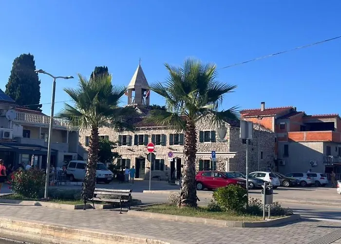 Mia 3, Camp Limoni Sukošan