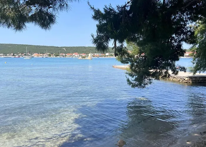 Mia 3, Camp Limoni فيلة *