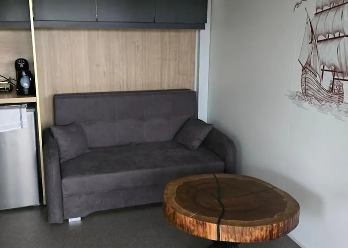 Mia 3, Camp Limoni Villa